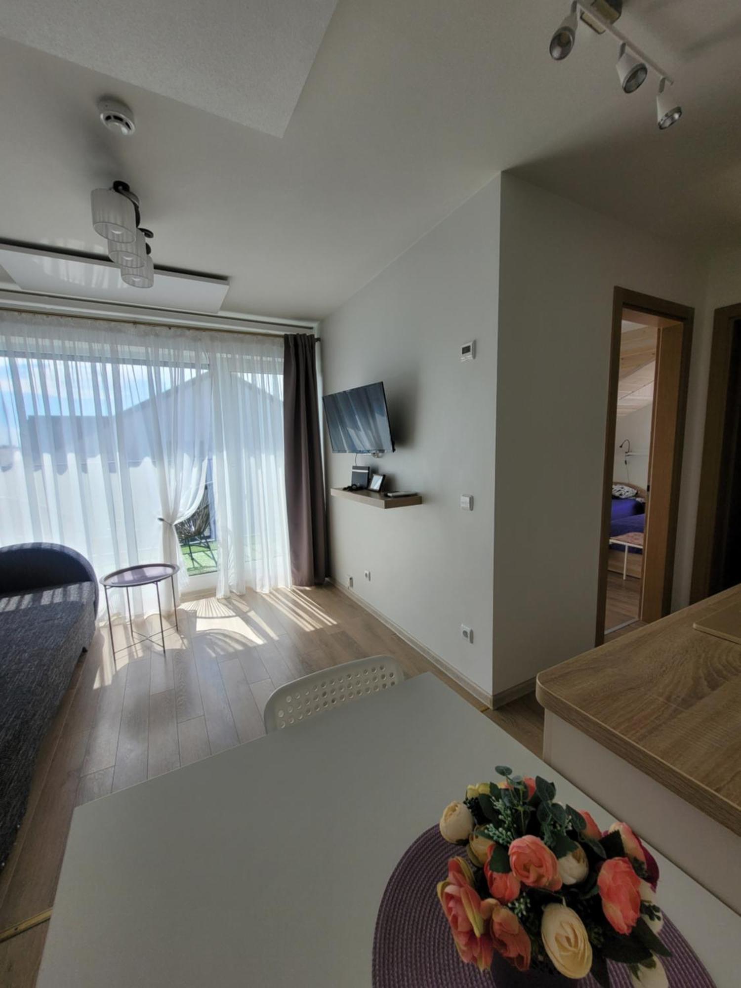 Malunu Apartamentai Паланга Экстерьер фото